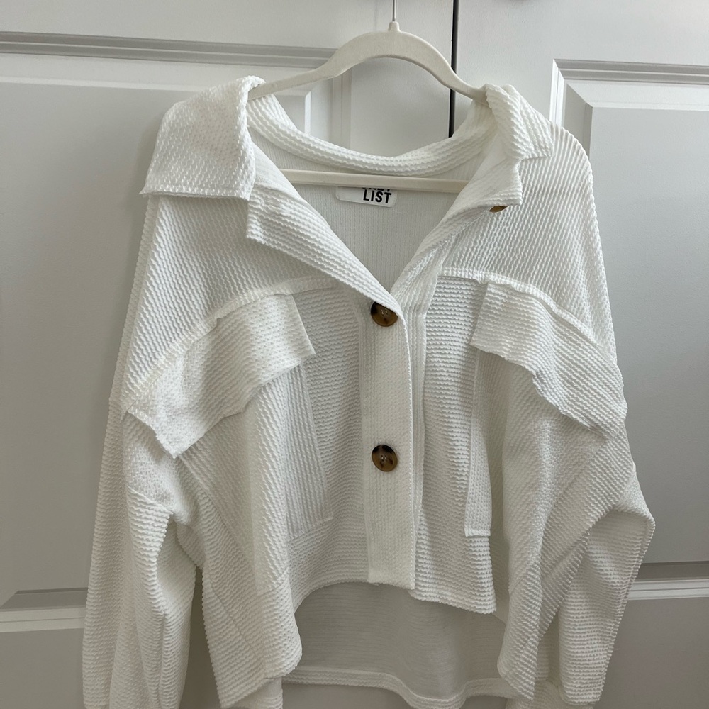 BUCKETLIST White Button-Up Cardigan